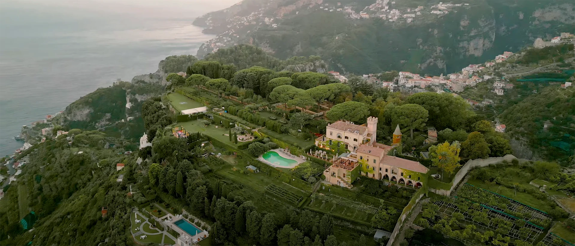 villa cimbrone aerial view