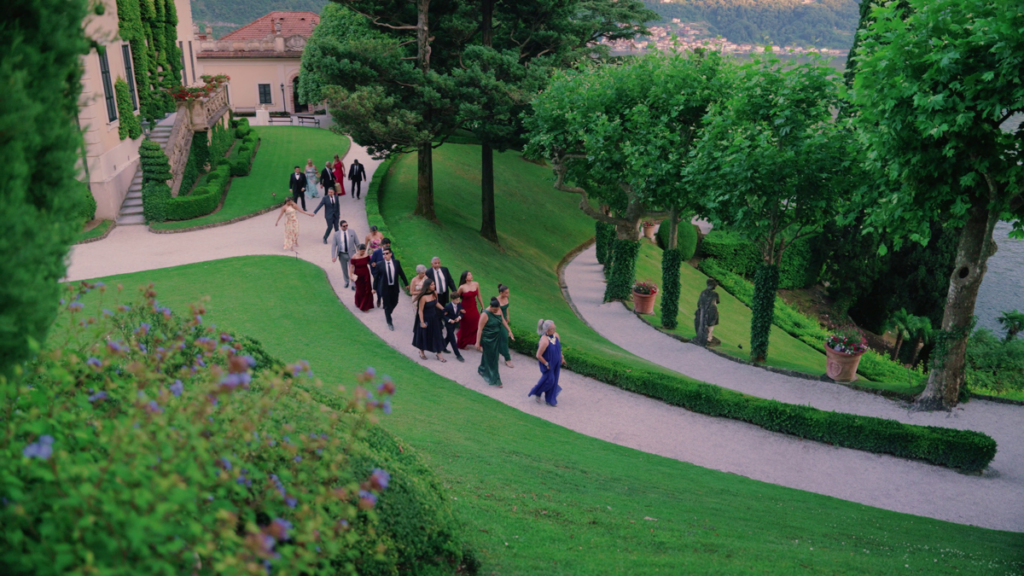 Guests getting ready for the aperitif