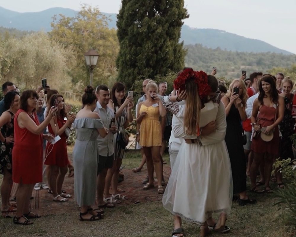 extra___svet__tyler___wedding_videographer_ristonchi_castle_tuscany_italy-1080p.00_05_52_11.Immagine015